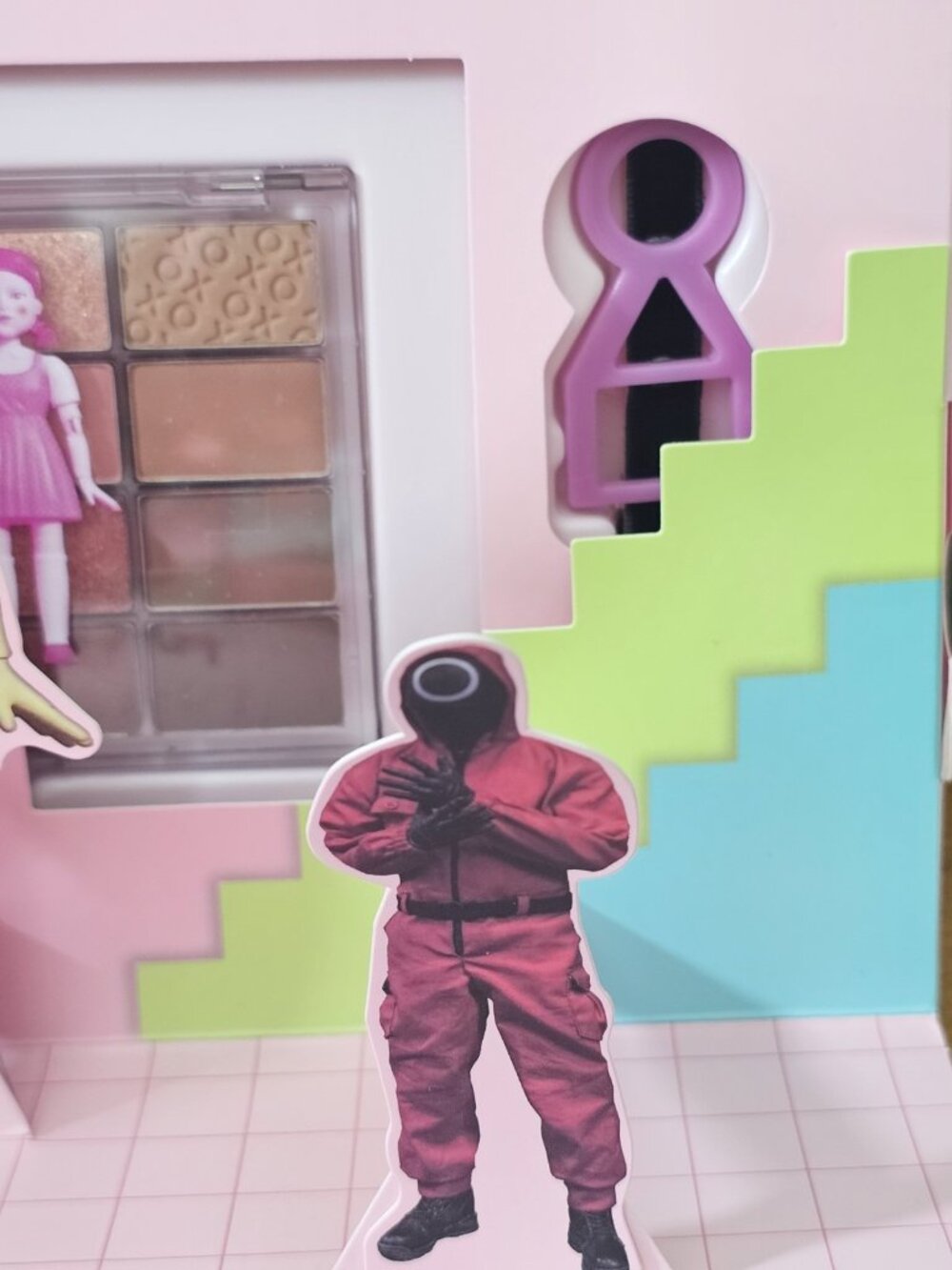 Squid Game 2 Edition WakeMake Get Ready with Younghee Planning 7 Set K-Beauty - Picture 10 of 12